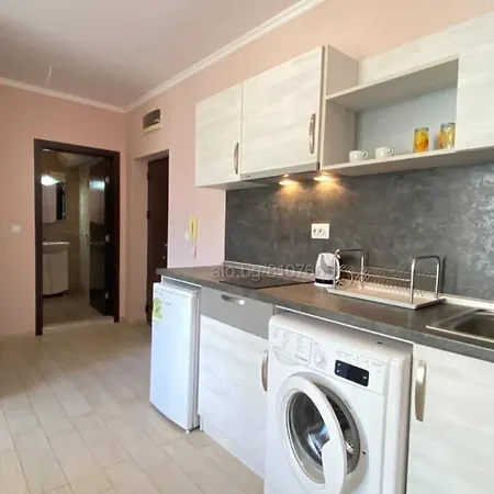 Premier Resident Апартаменти *